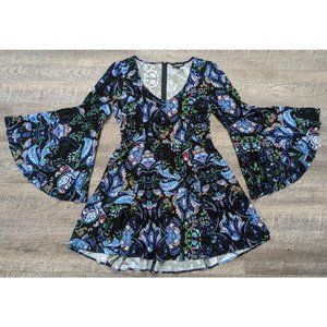 EXPRESS Black Floral Mini Fit & Flare Dress Sz 8 Long Bell Sleeve Zip Up V-Neck